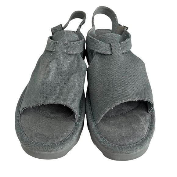 BEAR PAW Ascend Denim Blue Sandals EUC - Picture 1 of 5